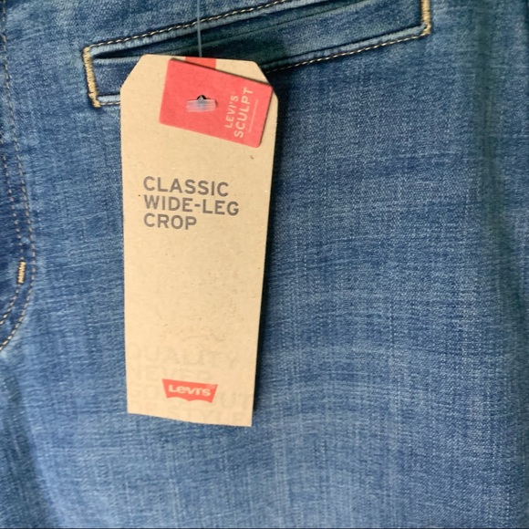 NWT Levi Classic Wide-Leg Crop - Picture 11 of 16